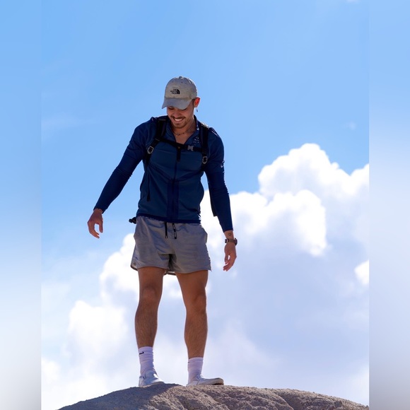 Meet your Posher, Travis - Picture 1 of 3